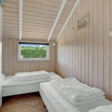 Feriehus Three-bedroom In *