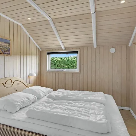 Feriehus Three-bedroom In