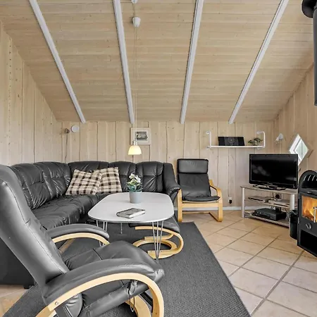 Three-bedroom In *